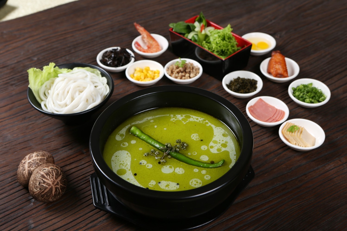 狀元米線(xiàn)，眾多加盟商家的誠摯選擇，餐飲創(chuàng  )業(yè)好項目，全國合作熱線(xiàn)：400-967-2208
